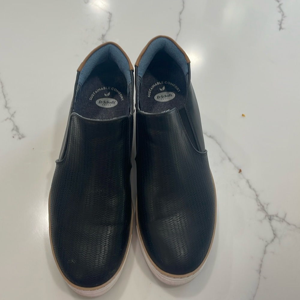 Dr Scholls black leather sneaker